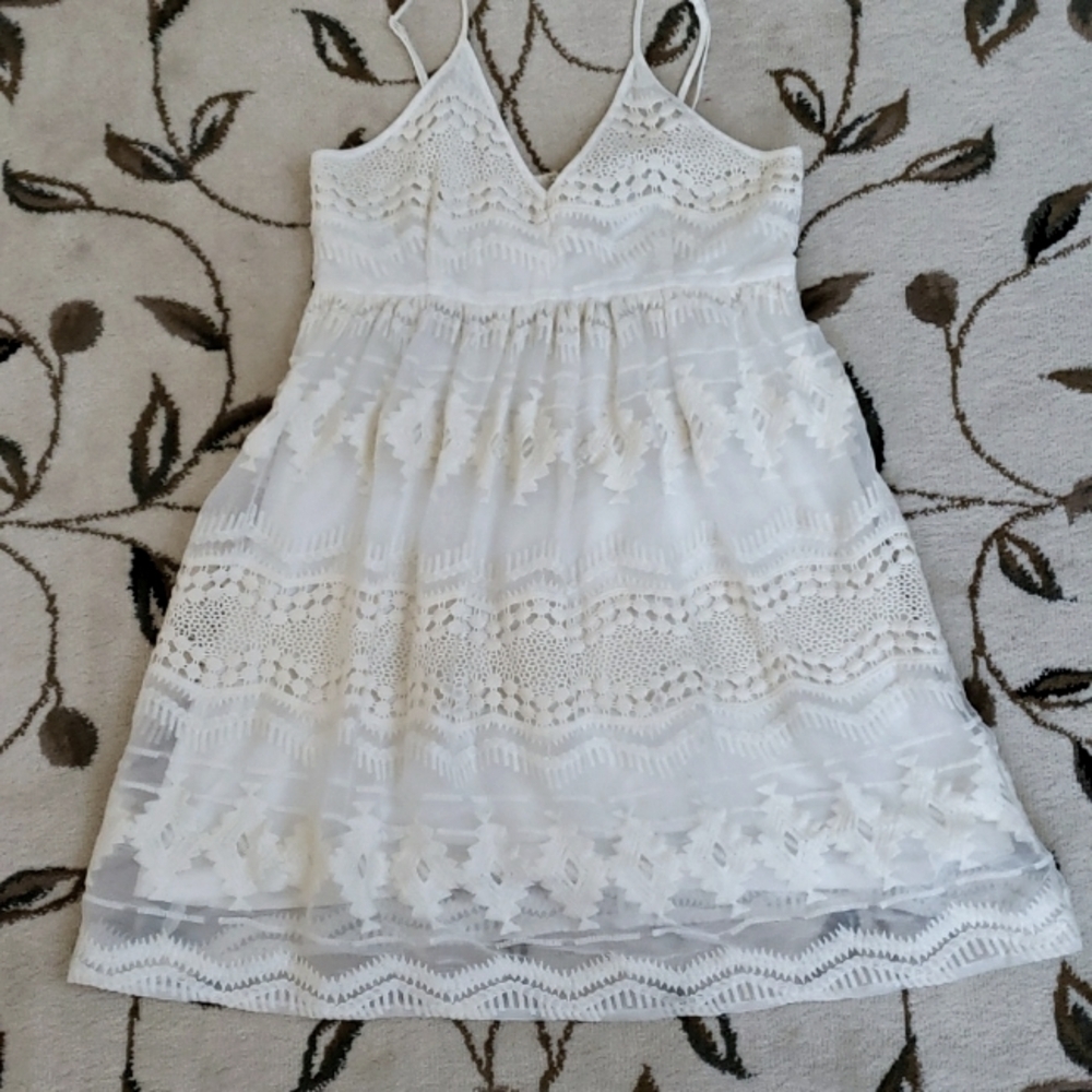 Design Lab Lord & Taylor Lace Embroidered Strappy Ecru Dress, Size S/P